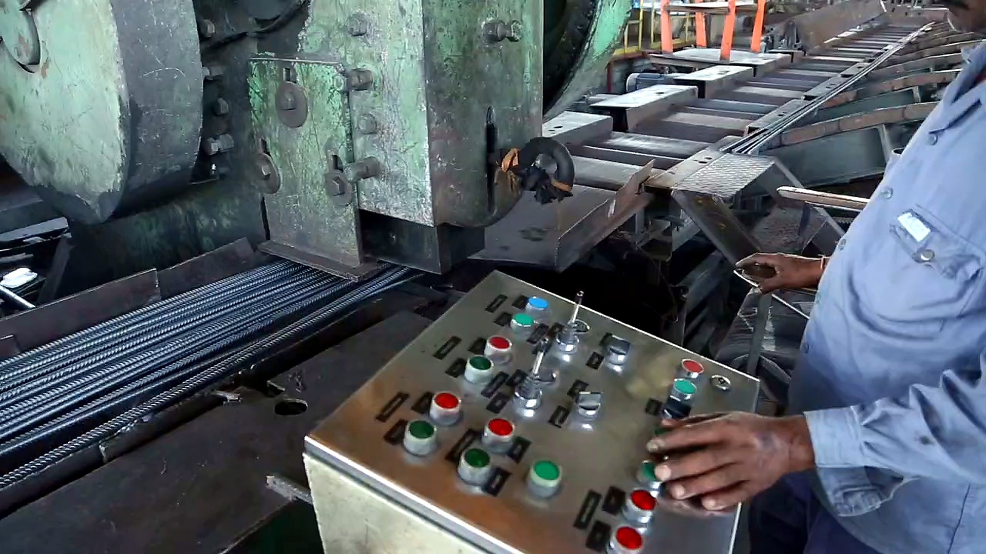 Technical analysis equipment at East Steel